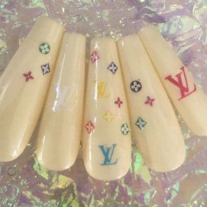 Press-on nails